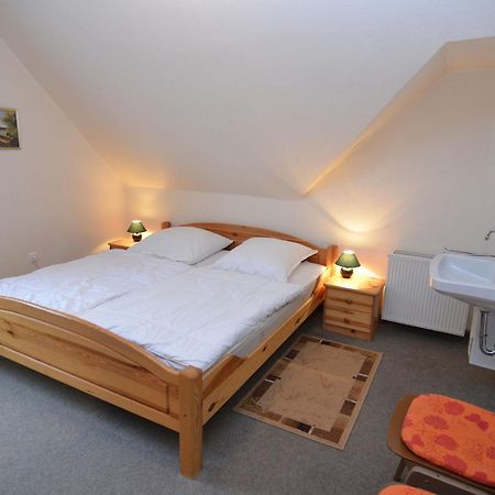 Nice Holiday Home Near Ski Area 梅德巴赫 外观 照片