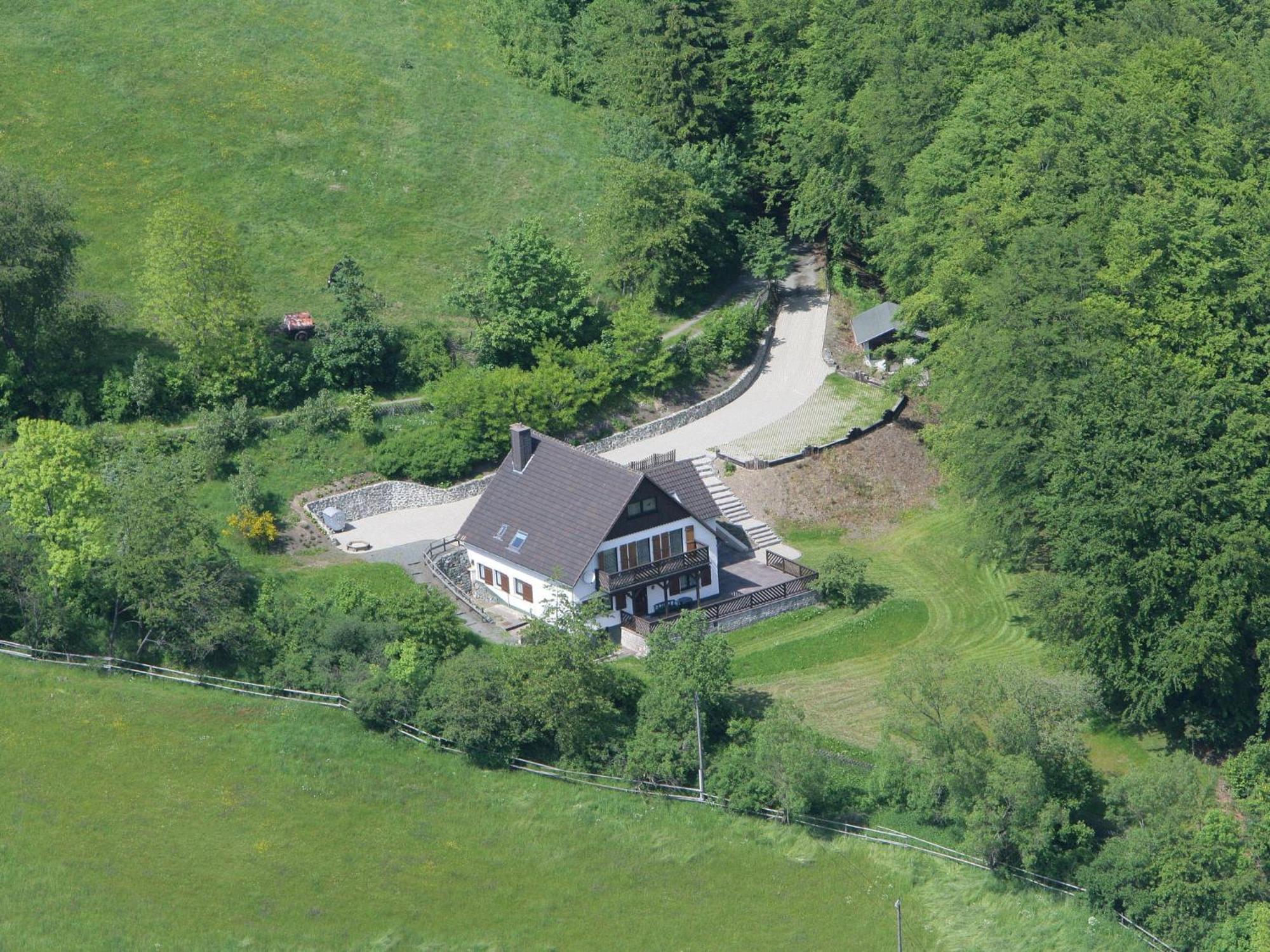 Nice Holiday Home Near Ski Area 梅德巴赫 外观 照片